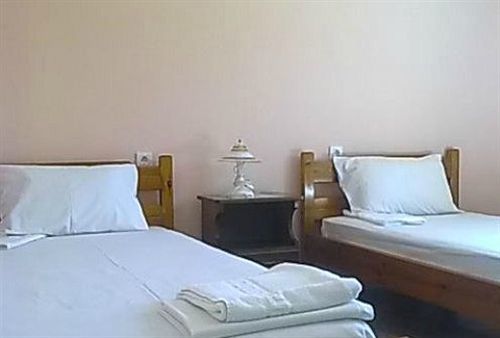 Faliraki Apartments بينيتسيس المظهر الخارجي الصورة